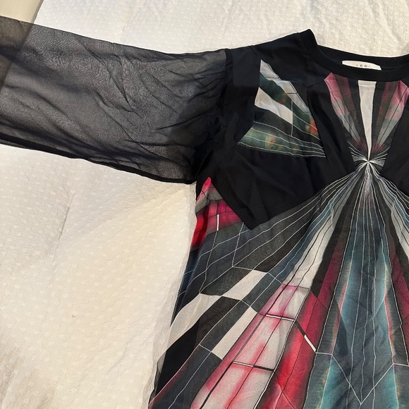 IRO Pattern Sheer Top - Picture 2 of 3